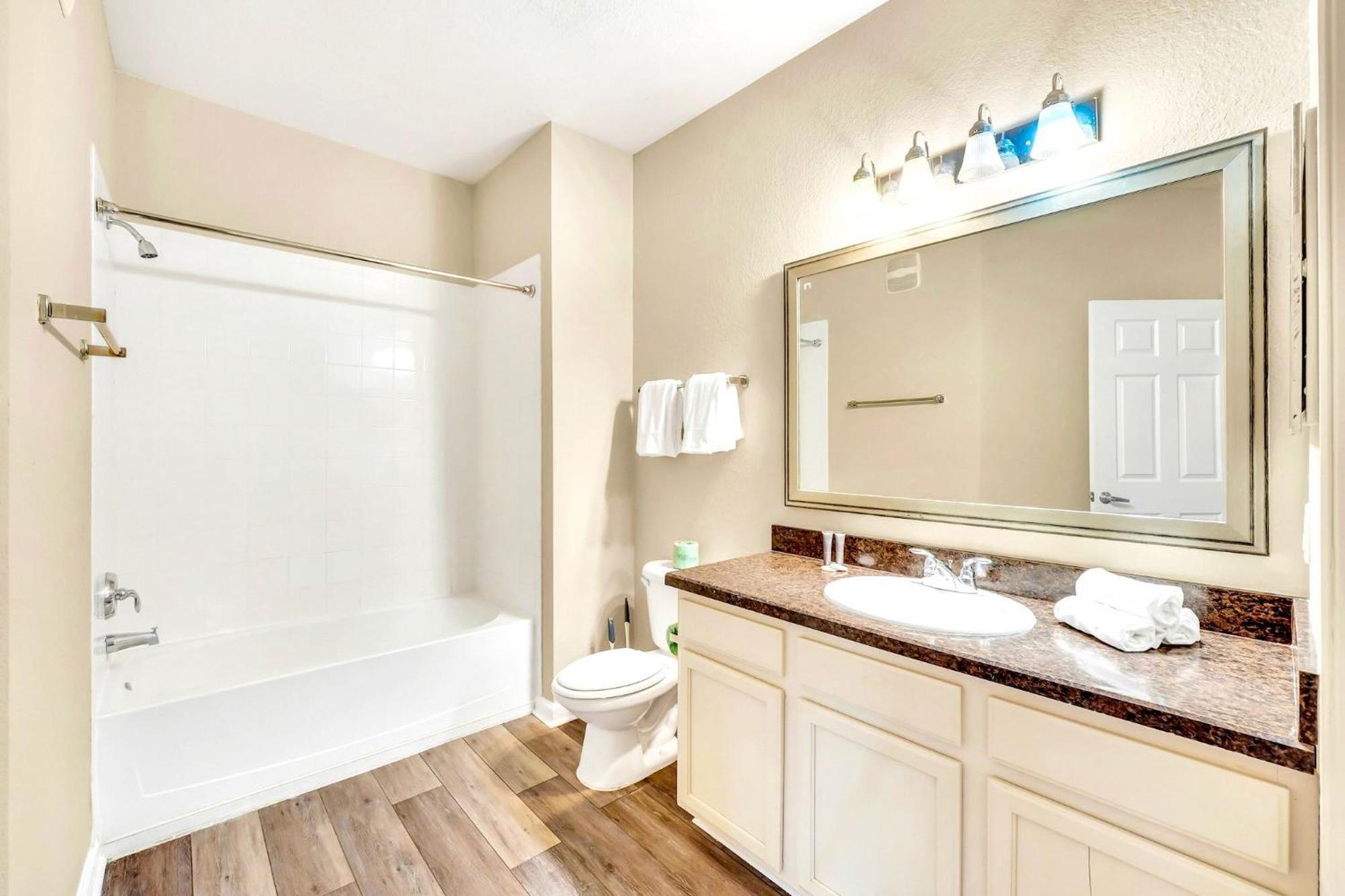 Near Disney - 3Br Condo - Pool Hot Tub And Games Orlando Ngoại thất bức ảnh